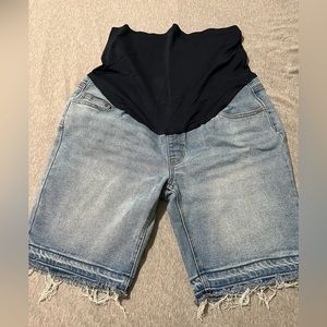 Maternity shorts